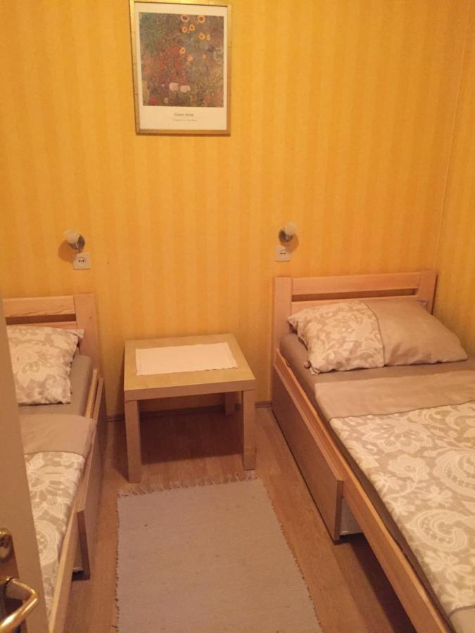 Oeroekzoeld Apartmanok Balatonfenyves Esterno foto