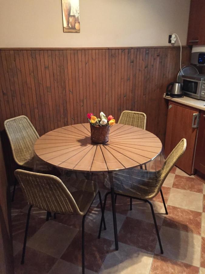 Oeroekzoeld Apartmanok Balatonfenyves Esterno foto