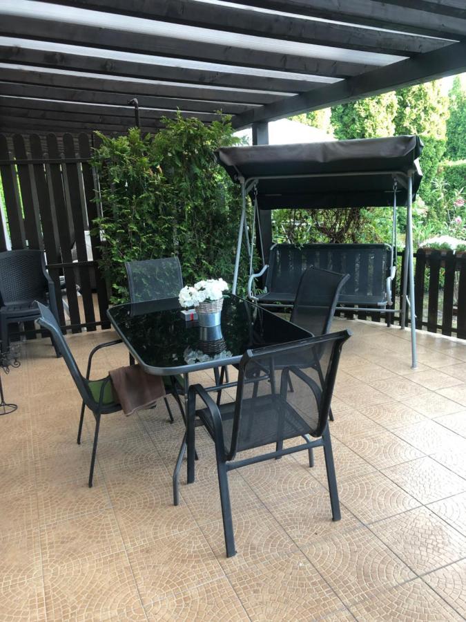 Oeroekzoeld Apartmanok Balatonfenyves Esterno foto