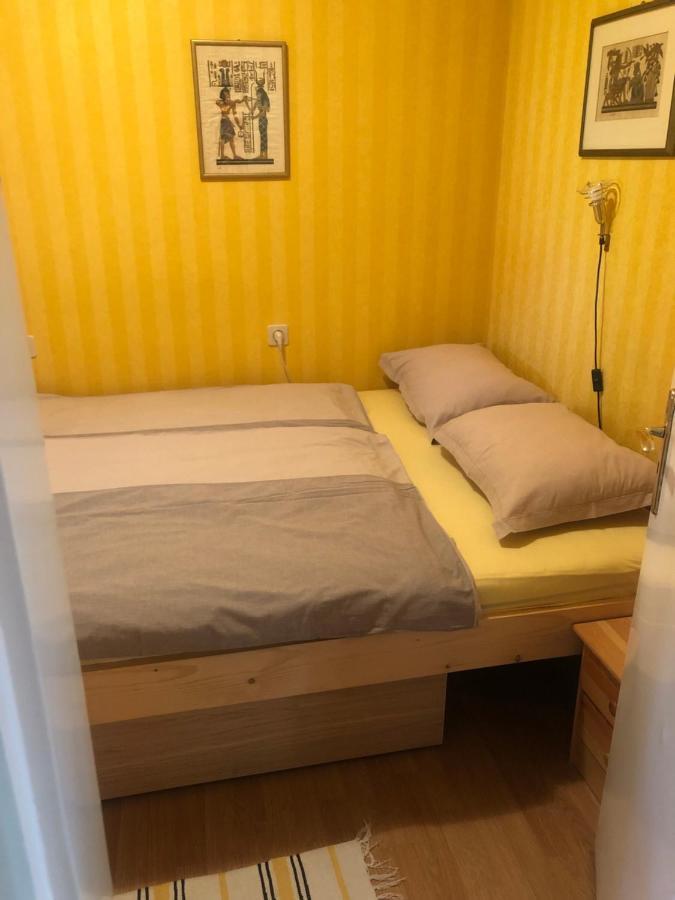 Oeroekzoeld Apartmanok Balatonfenyves Esterno foto