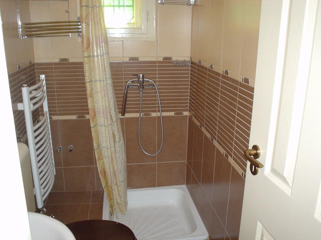 Oeroekzoeld Apartmanok Balatonfenyves Esterno foto
