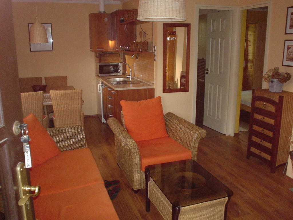 Oeroekzoeld Apartmanok Balatonfenyves Camera foto